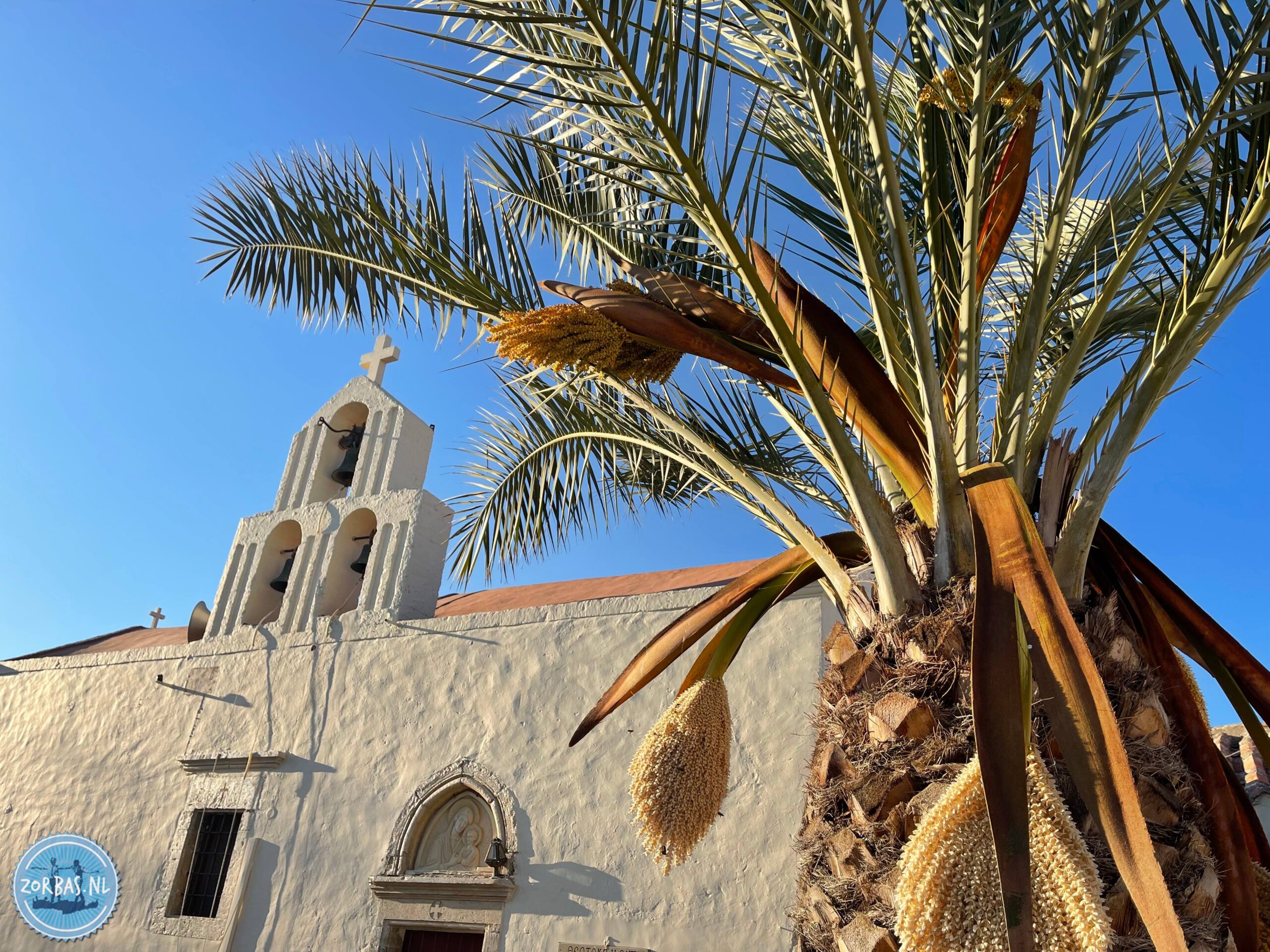 27 april 2026 Zon, zee, Zorbas. De komende week voorspellen we heerlijk vakantieweer. Een strakblauwe lucht met af en toe een heel flauw wolkje voor de vorm. De ideale start van het seizoen!