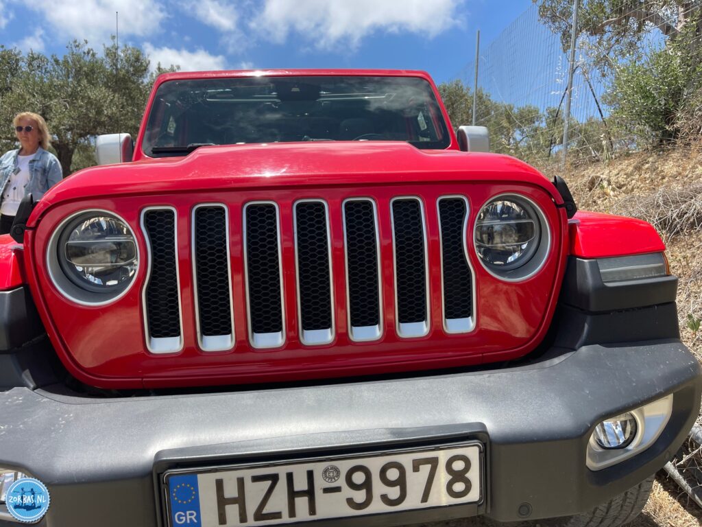 Jeep excursions on Crete. Multiple day jeep safari to the South of Crete