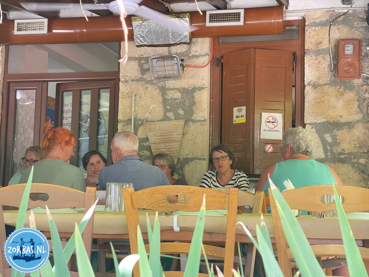 Zorgeloos boeken
Vliegen en verblijf voor één scherpe prijs! Wij zoeken voor u de voordeligste mogelijkheden uit, zodat u alleen nog maar hoeft in te pakken. Vraag nu uw offerte aan en kom genieten op Zorbas Island in Kokkini Hani.
