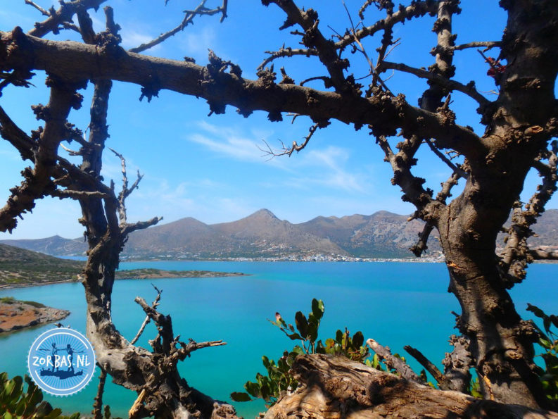 Met een fijne wind vanaf de Egeïsche Zee is het momenteel 29 tot 30 °C in Kokkini Hani. Later deze week stijgt de temperatuur naar circa 32 °C.