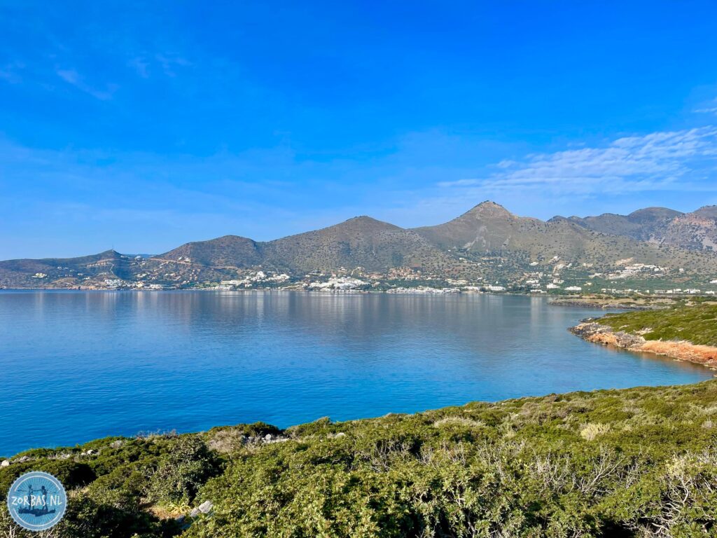 mei is een uitstekende maand om leuke excursies op Kreta te doen. Het weer is aangenaam (niet te heet), de natuur staat in bloei en het is nog niet zo druk als in de zomermaanden.