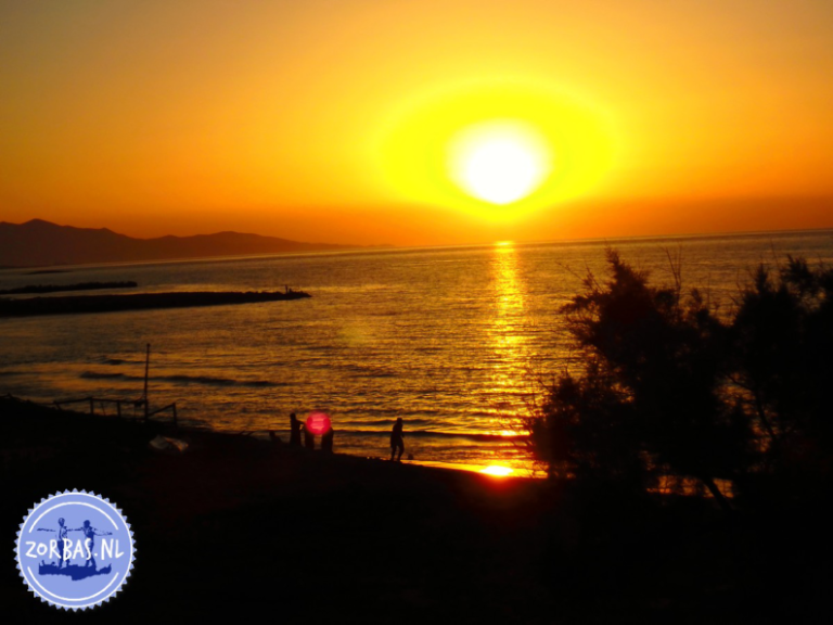 wandelen tot de zon ondergaat op Kreta