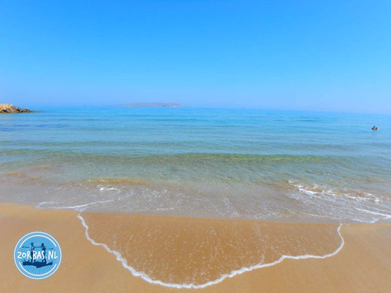 Een vakantie in Kokkini Hani op Kreta is leuk, vooral als je houdt van een ontspannen sfeer, fijne zandstranden en een centrale ligging. Het is een ideale uitvalsbasis om het eiland te verkennen, dichtbij de hoofdstad Heraklion en het bruisende Chersonissos. Het is minder massaal dan de grote badplaatsen, wat zorgt voor een relaxte vakantie.
