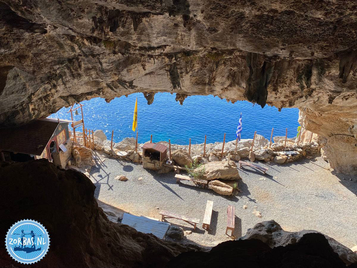 Lovely spring weather in Kokkini Hani! With temperatures between 21 and 23°C, it is pure bliss. Later in the week there is a chance of a light shower, but the beautiful sunshine will return immediately afterwards.